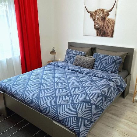 Highland Home - Cozy Apartments Near City Center 오라데아 외부 사진